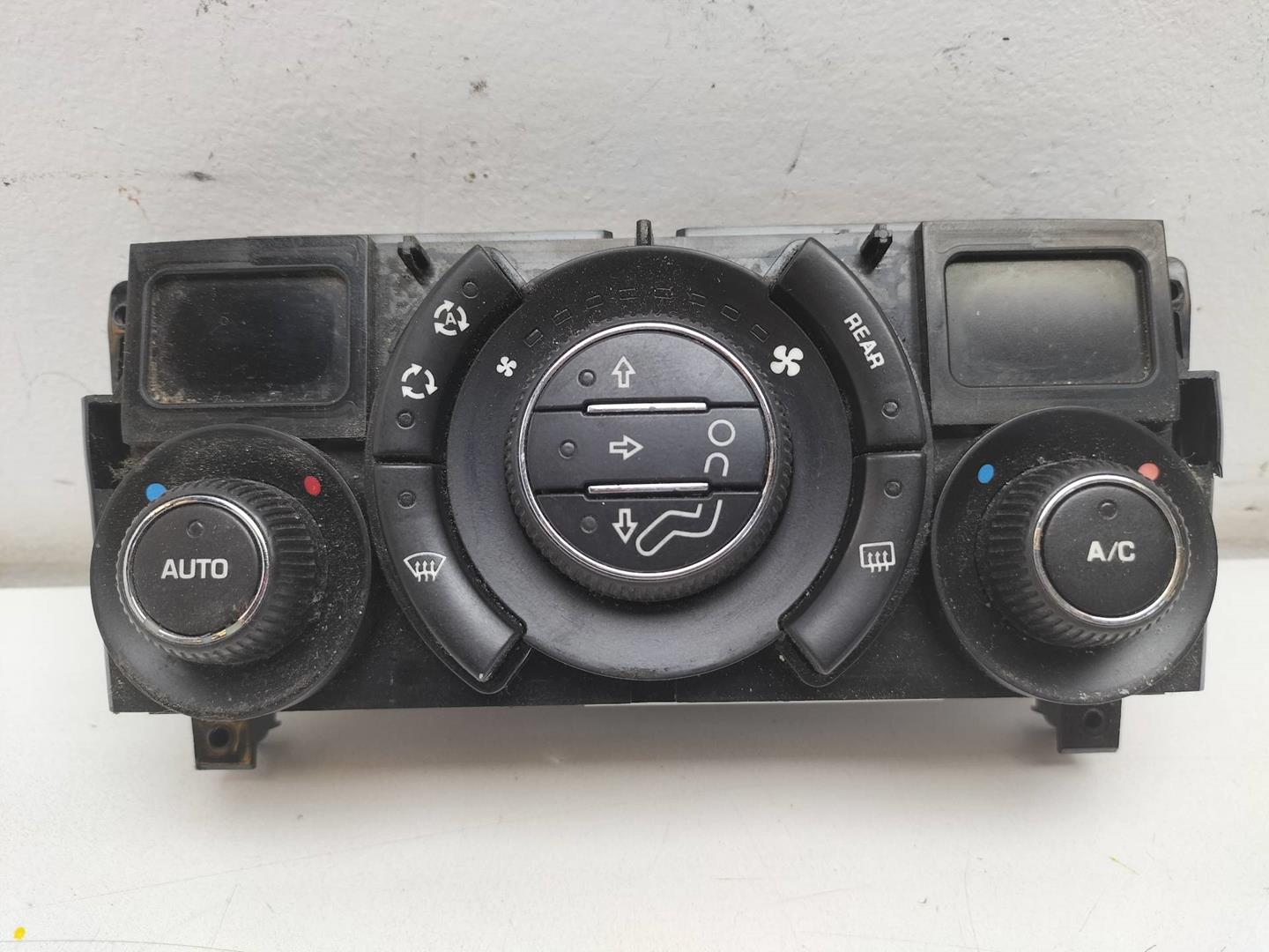 PEUGEOT 5008 1 generation (2009-2016) Climate  Control Unit 96738321XT 19222948