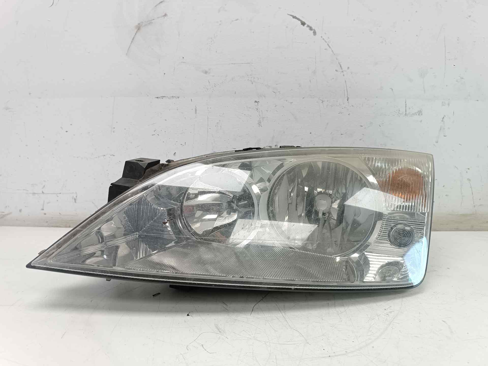 FORD Mondeo 3 generation (2000-2007) Front Left Headlight 0301174201, 0301174201, 824 24583528