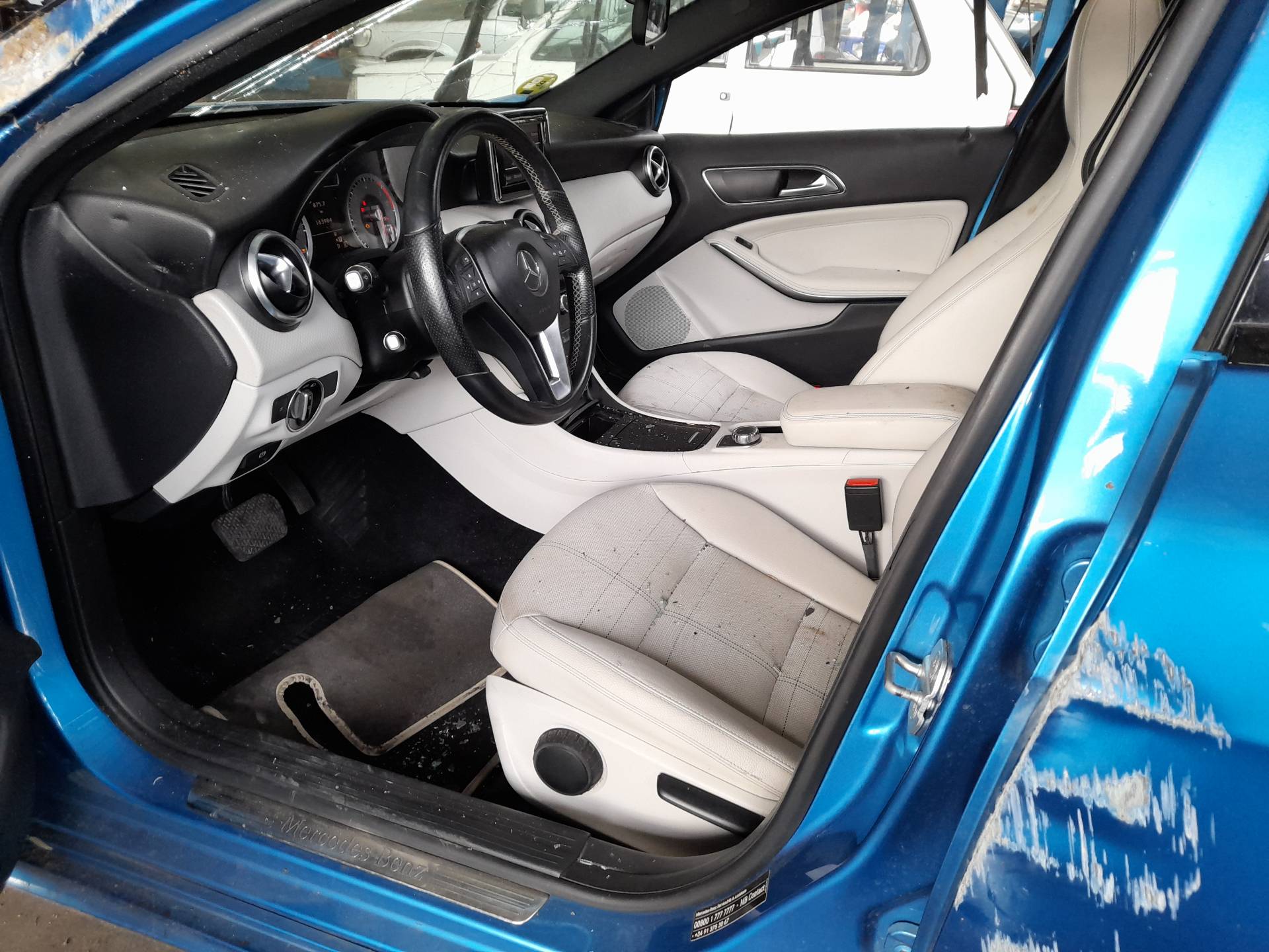 MERCEDES-BENZ A-Class W176 (2012-2018) Моторчик ручника A2469050451 18997473