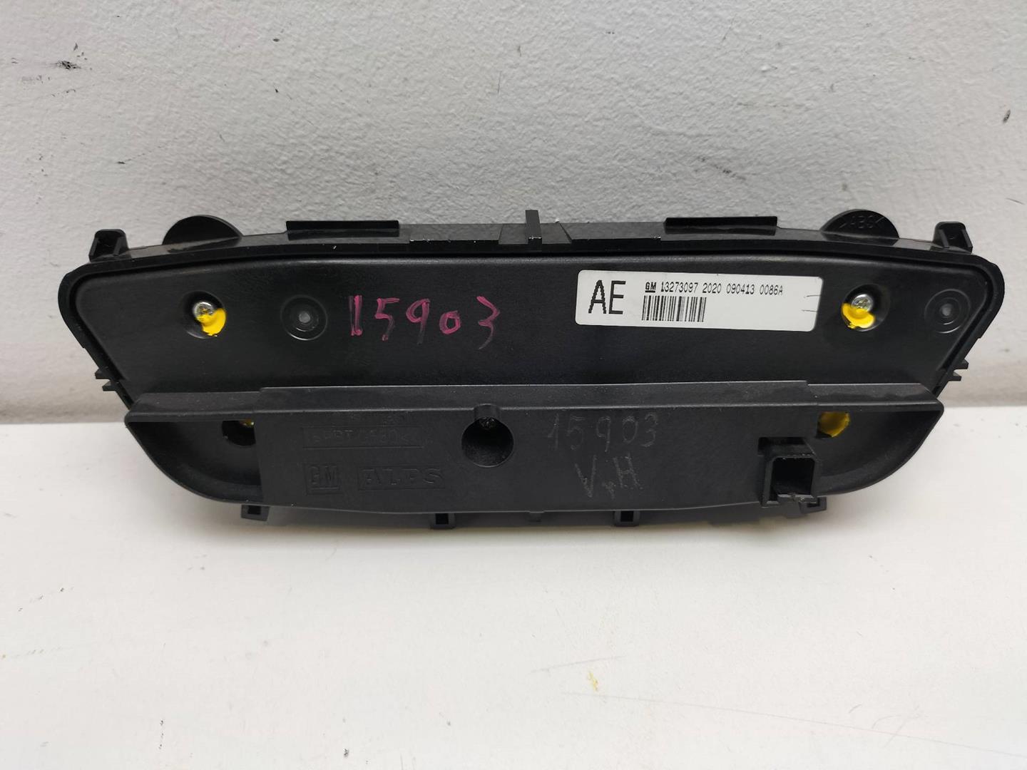 MERCEDES-BENZ Insignia A (2008-2016) Climate  Control Unit 13273097 19201213