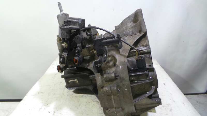 PEUGEOT Focus 1 generation (1998-2010) Gearbox XS4R7002RA 19038041