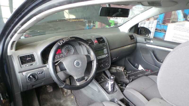 VOLKSWAGEN Golf 5 generation (2003-2009) Klimato kontrolės (klimos) valdymas 1K0937124K 19113964