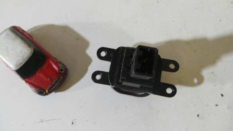 CHEVROLET Pathfinder R51 (2004-2014) Buton oprire de urgență 06019, 4PINES 19132441