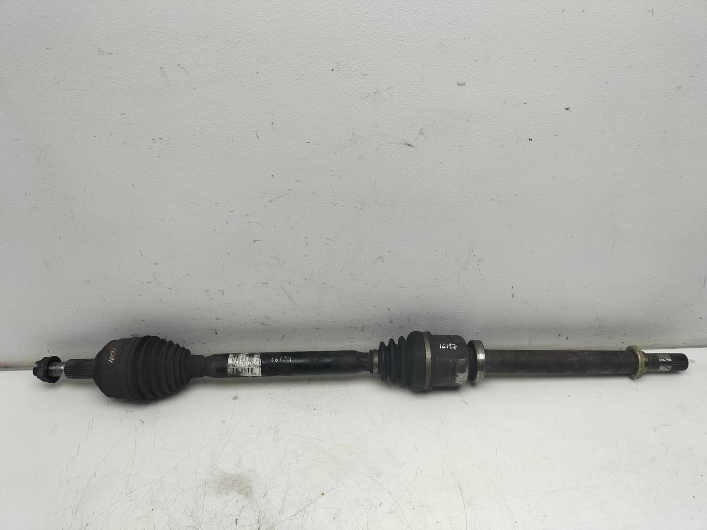 RENAULT Laguna 3 generation (2007-2015) Front Right Driveshaft 8200676176B 19281173