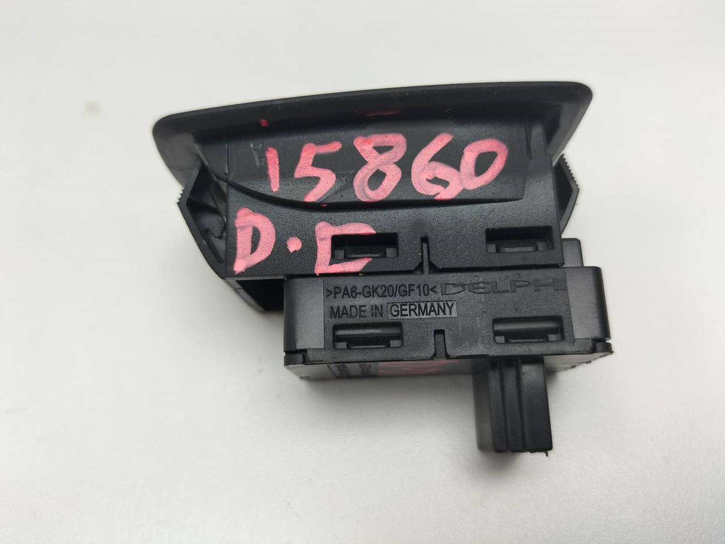 BMW 3 Series E90/E91/E92/E93 (2004-2013) Front Right Door Window Switch 6945874, 159399003057C, 3PINES 19195723