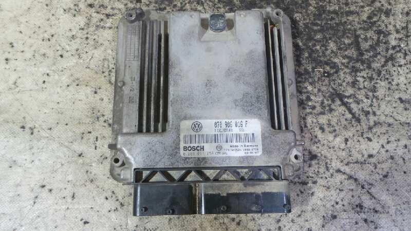 VOLKSWAGEN Touareg 1 generation (2002-2010) Variklio kompiuteris 070997016E, 0281011258, 070906016F 18929258