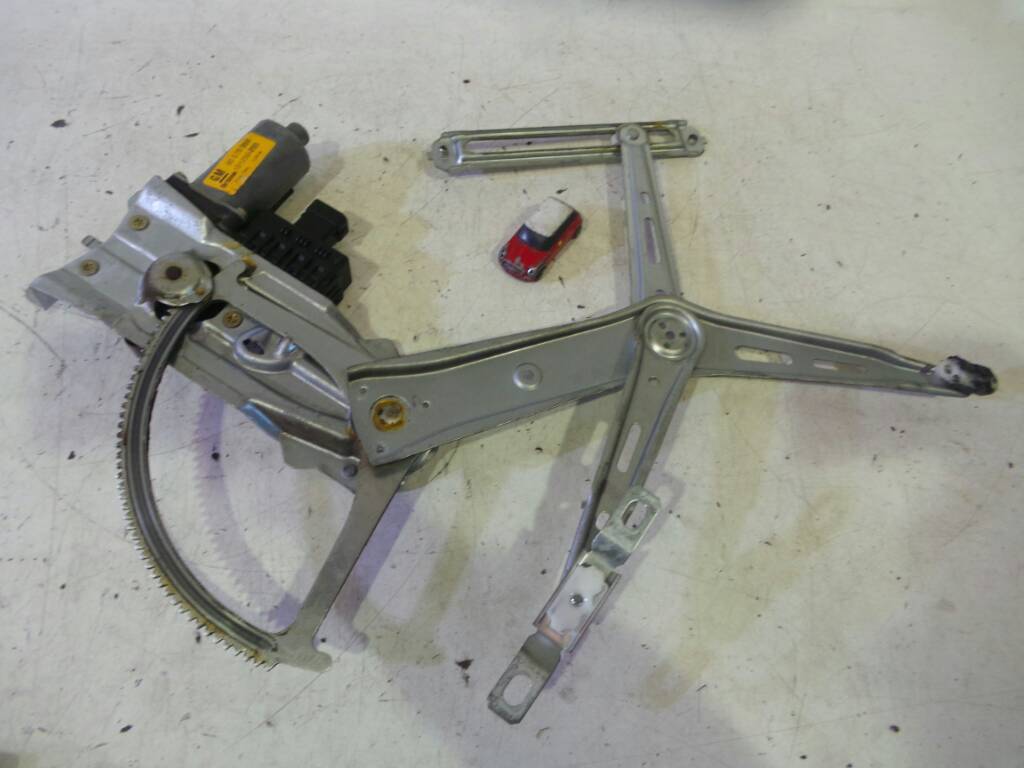 JEEP Corsa B (1993-2000) Front Right Door Window Regulator 90579256, 101250200, 6PINES 19008449