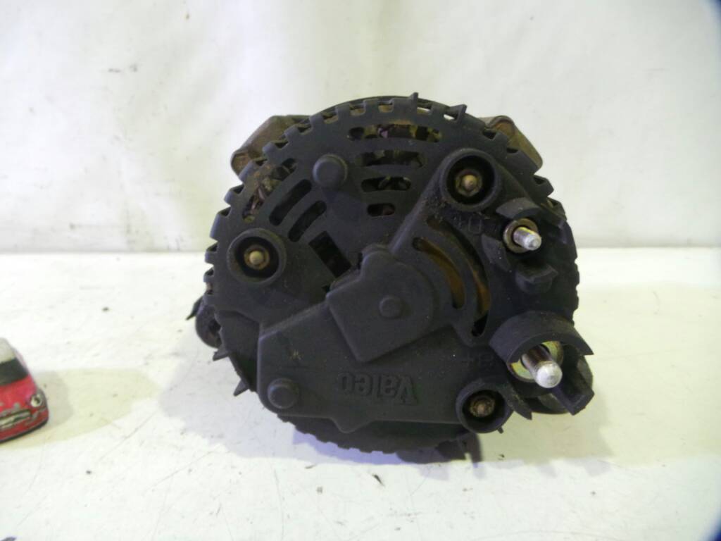 BMW Saxo 2 generation (1996-2004) Alternator 9605063280 18988372