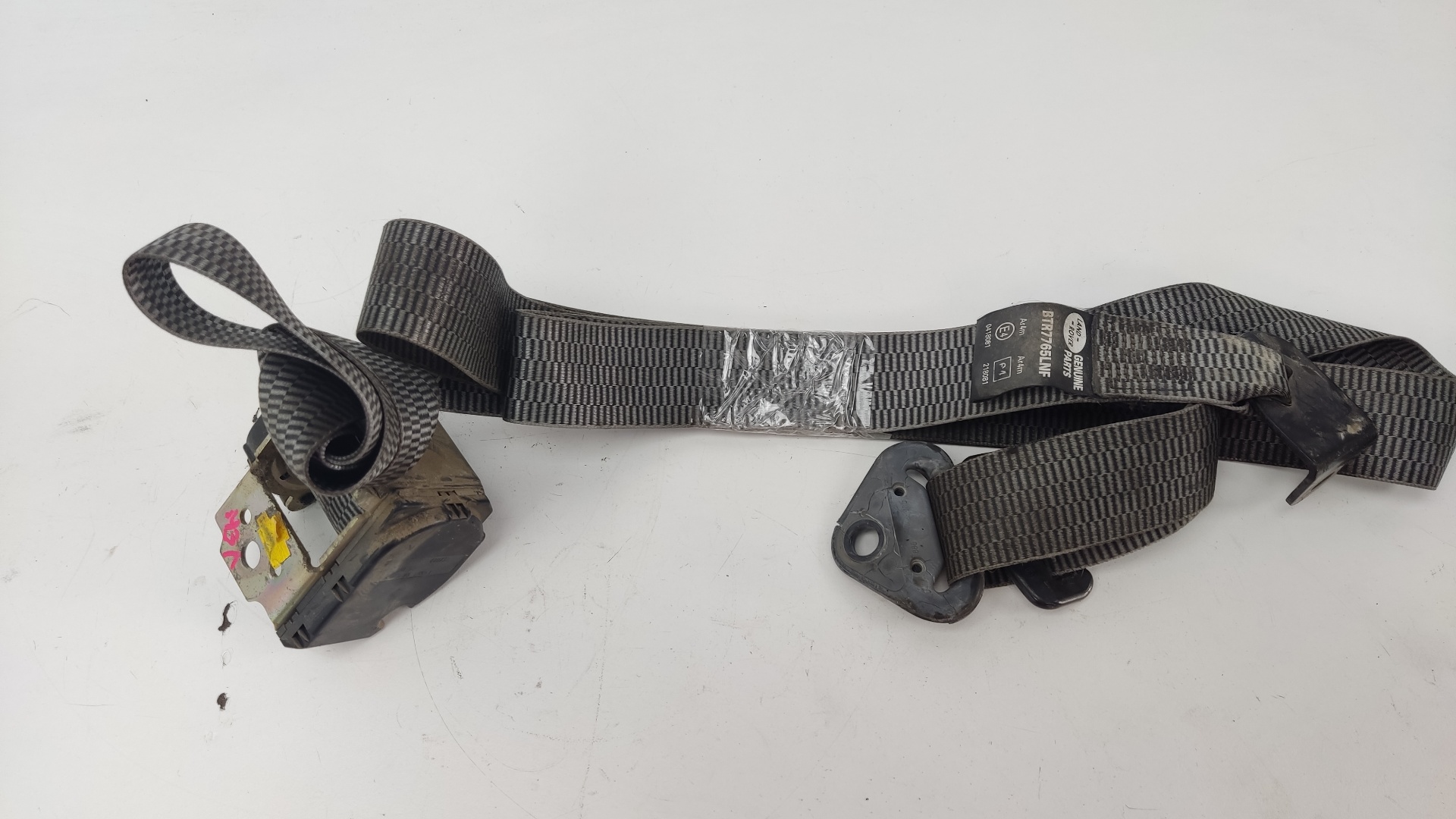 LAND ROVER Discovery 1 generation (1989-1997) Front Left Seatbelt BTR7765LNF, 0418081 24581731