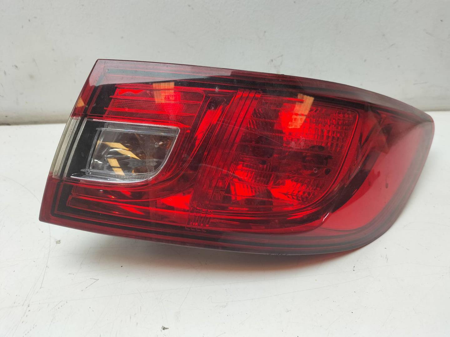 RENAULT Captur 1 generation (2013-2019) Rear Right Taillight Lamp 265509846R 20544231