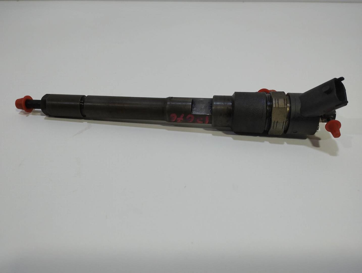 KIA Carens 2 generation (2002-2006) Injector de combustibil 3380027400,0445110258 19183853