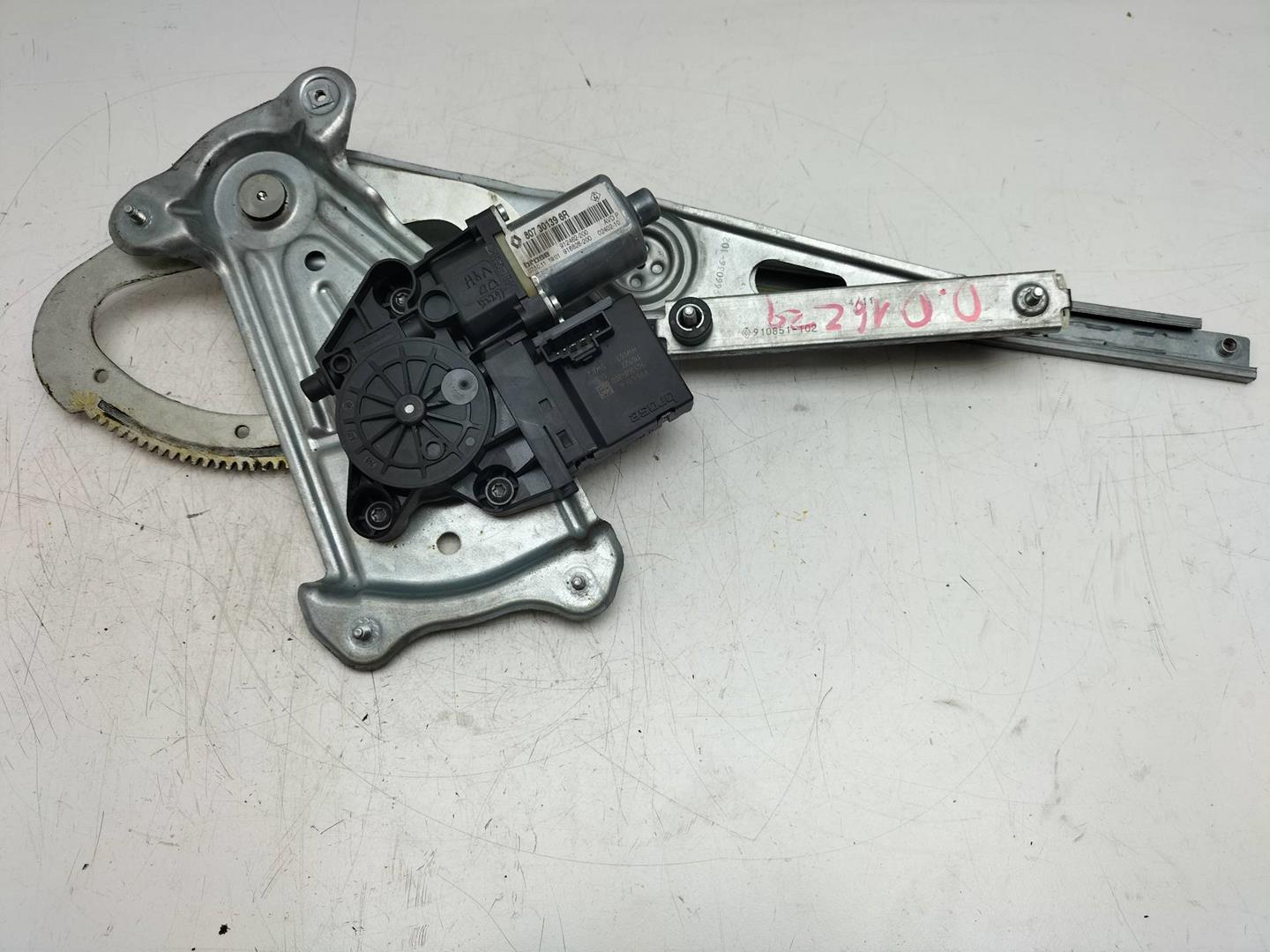 CHEVROLET Megane 3 generation (2008-2020) Front Right Door Window Regulator 807301396R 19285446