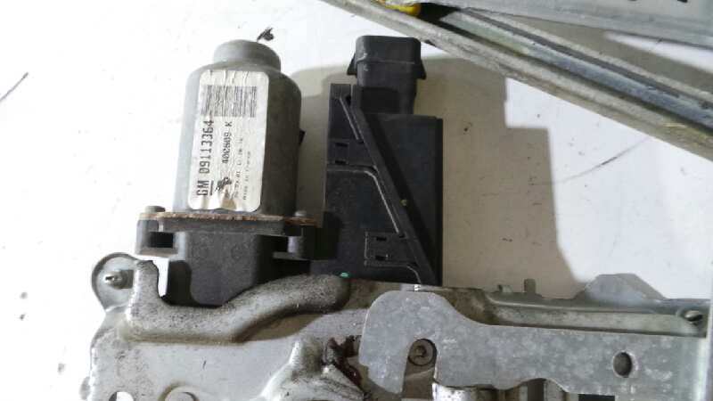 RENAULT Corsa C (2000-2006) Främre höger dörrfönsterhiss 09113364,ELECTRICO 19098283