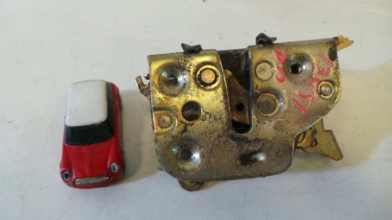 NISSAN Front Right Door Lock SINCIERRE 25908614