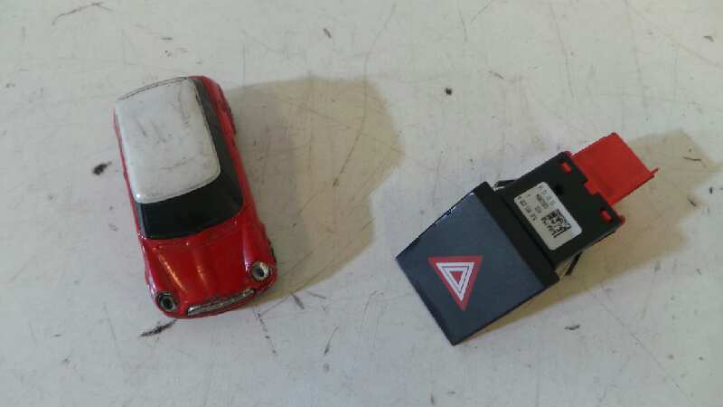 SKODA Fabia 6Y (1999-2007) Hazard button 19101786