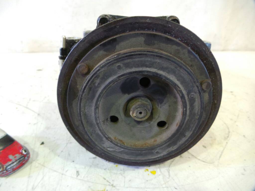 VAUXHALL Laguna 1 generation (1993-2001) Hасос кондиционера 7700111289,8074A,SANDENSD7H15 19044905