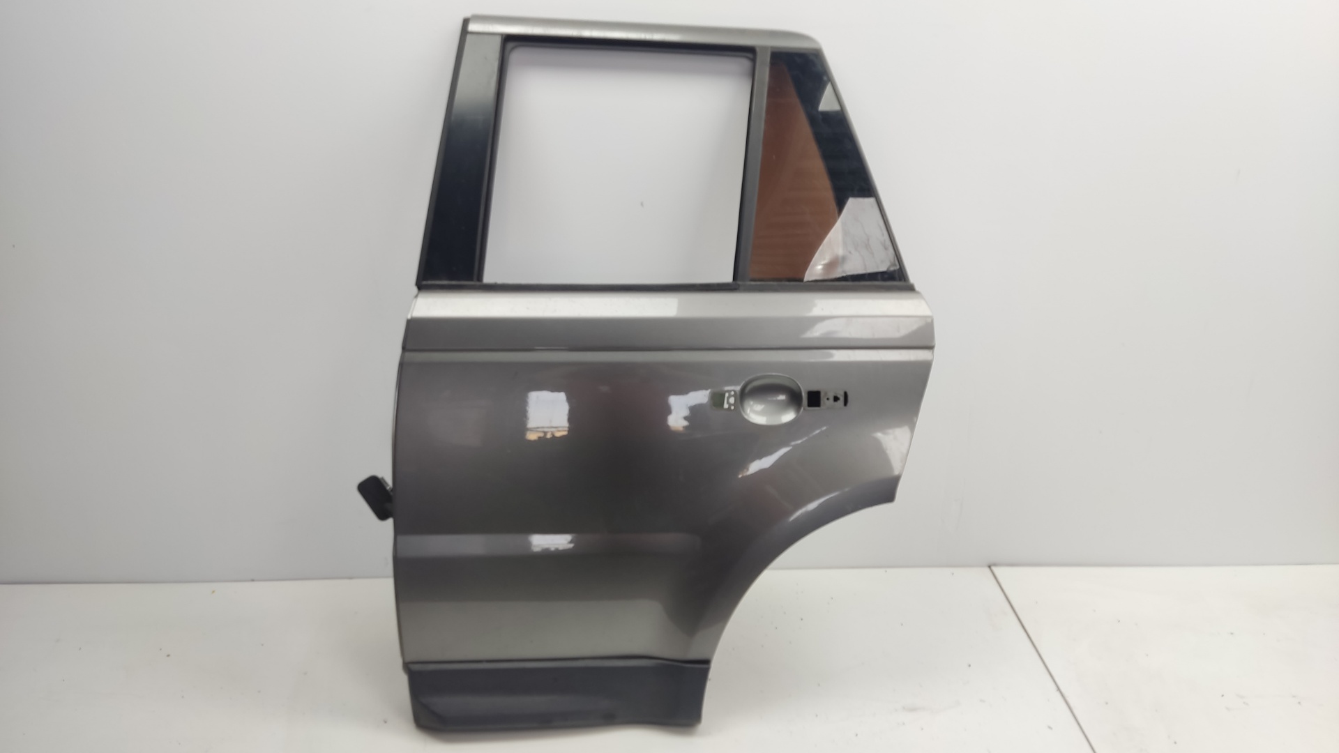 LAND ROVER Range Rover Sport 1 generation (2005-2013) Rear Left Door BFA790090 24581682