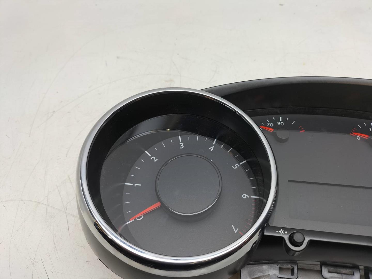 PEUGEOT 3008 1 generation (2010-2016) Speedometer 9810462680 19222260