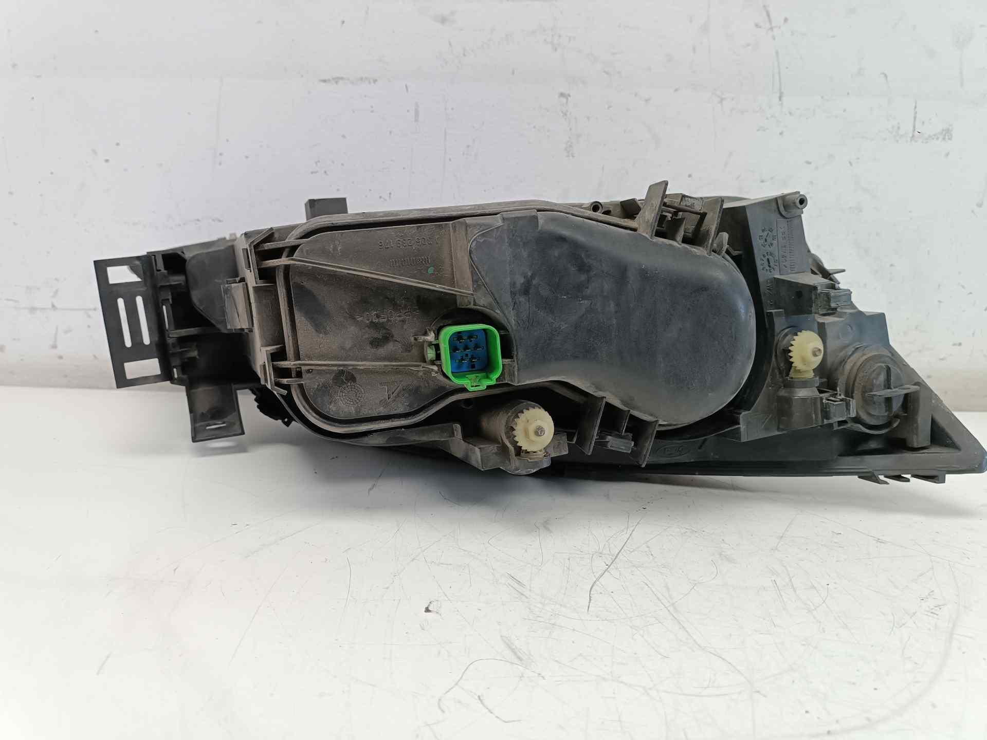 FORD Mondeo 3 generation (2000-2007) Front Left Headlight 0301174201, 0301174201, 824 24583528