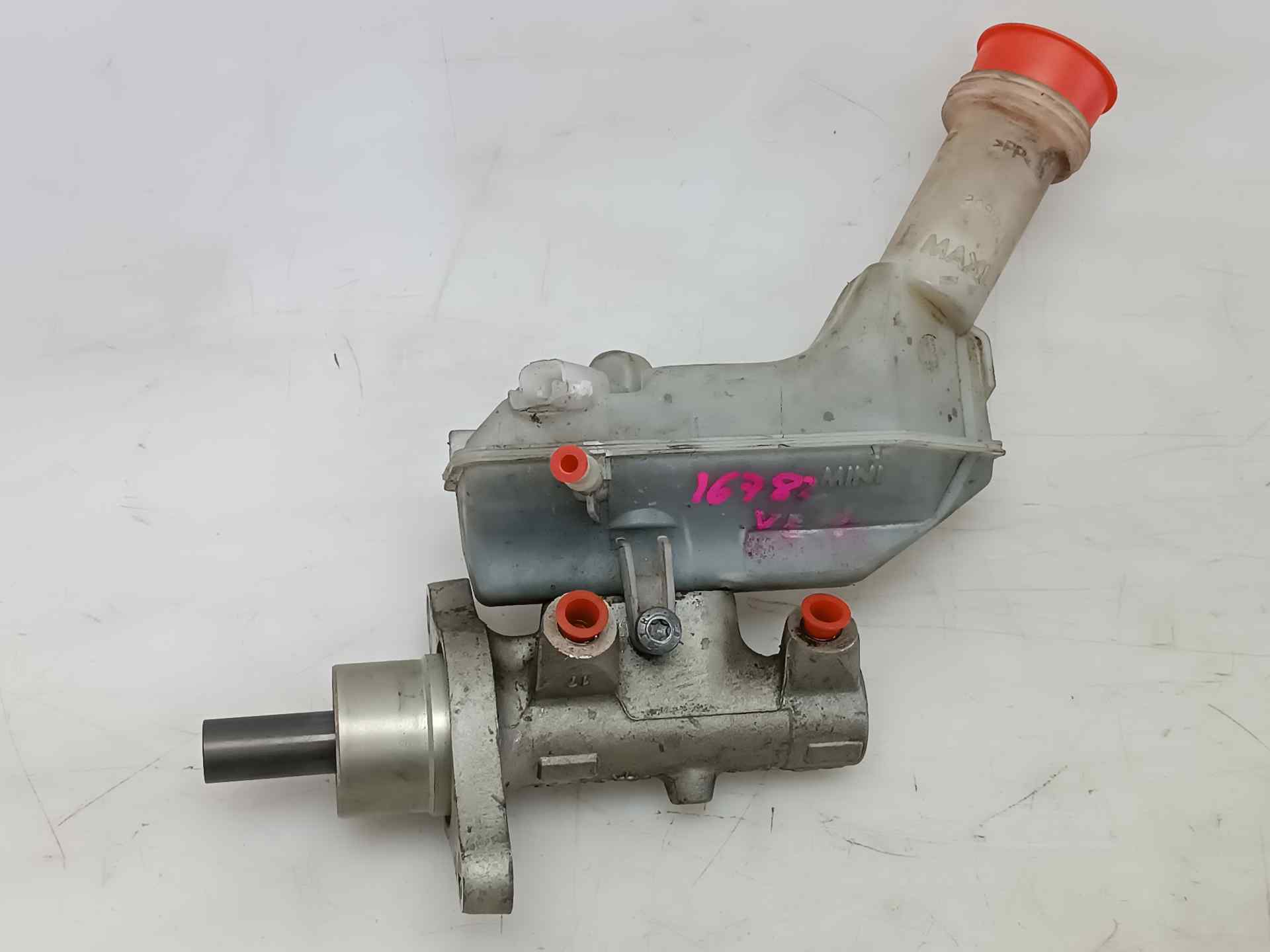 AUDI A8 D2/4D (1994-2002) Brake Cylinder 8200129956,8200129956 25915360