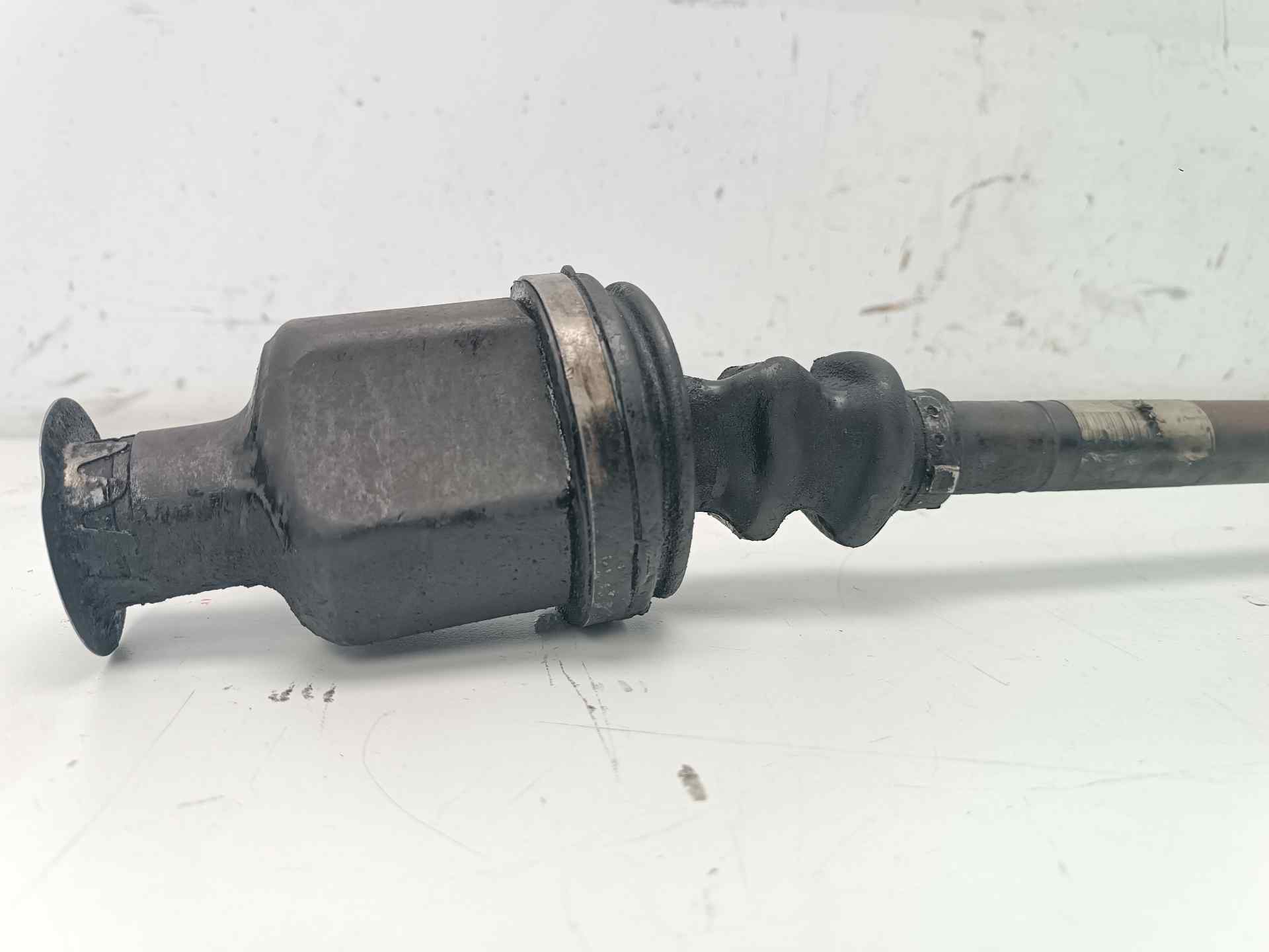 ASTON MARTIN Kangoo 1 generation (1998-2009) Arbre de transmission avant droit 8200231936,8200231936 22927507