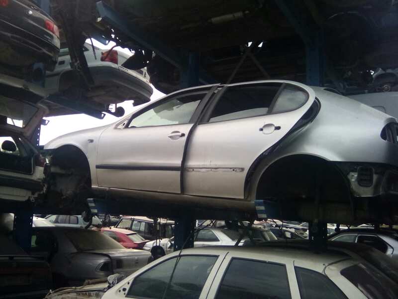 NISSAN Leon 1 generation (1999-2005) Охлаждающий радиатор 1J1819031A 19040546