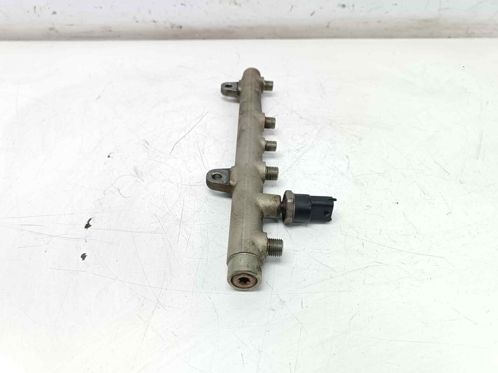 RENAULT Kangoo 1 generation (1998-2009) Fuel Rail 8200347174, 8200347174, 0445214015 24583768