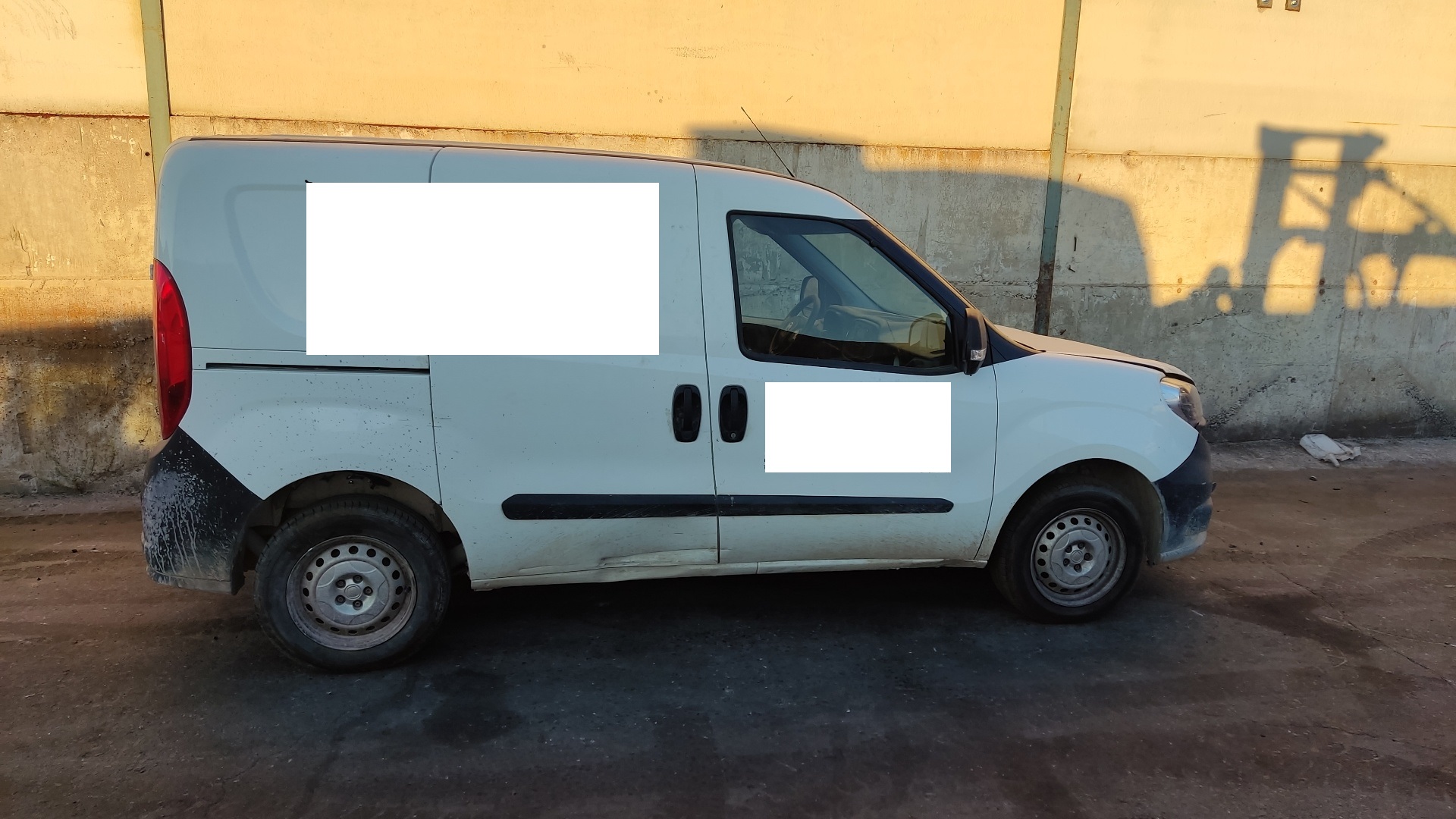 FIAT Priekinių kairių durų stiklo pakelėjas 51810880 21424855