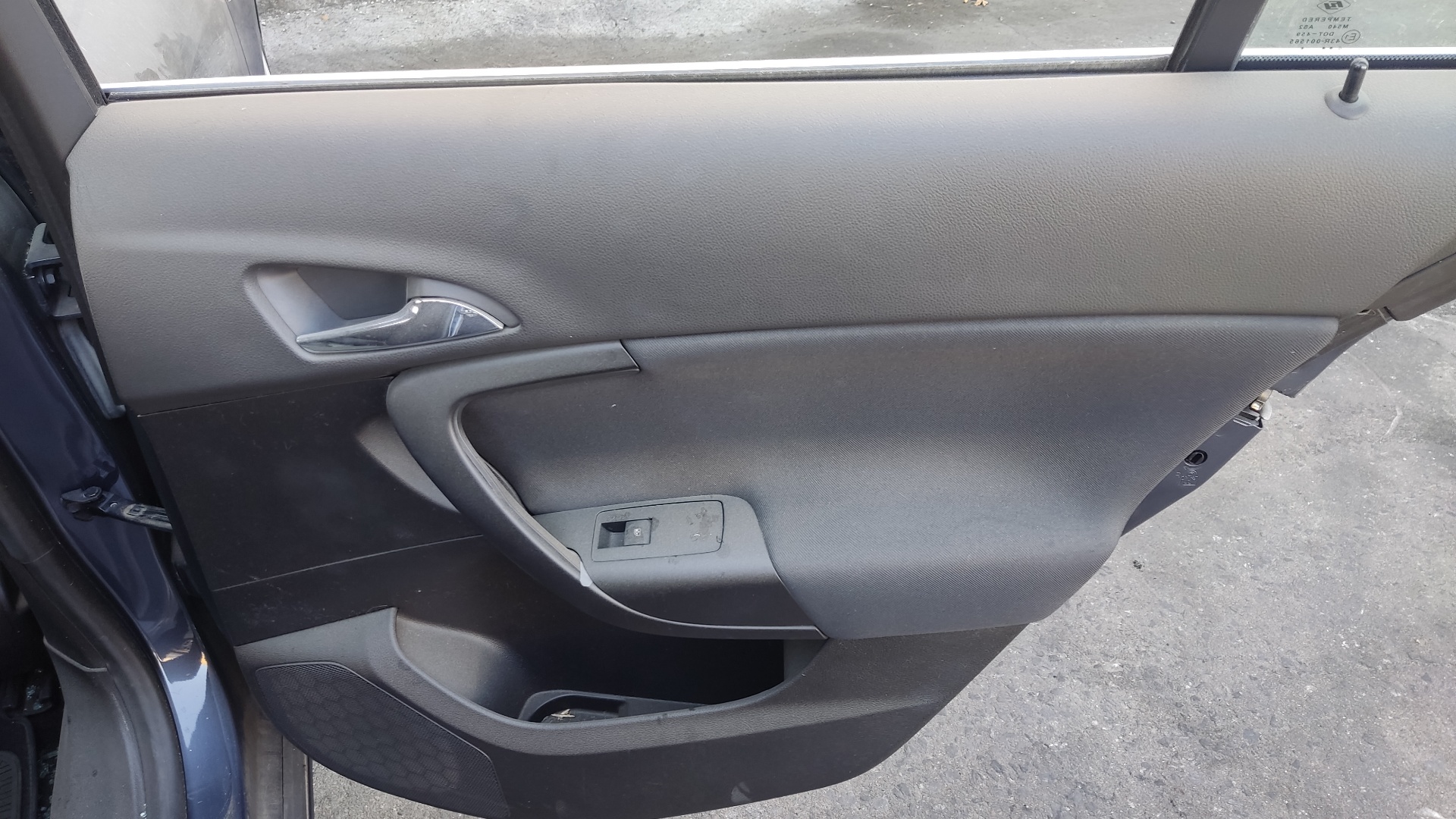 MERCEDES-BENZ Insignia A (2008-2016) Rear left door window lifter 910281103,20952450 20814494