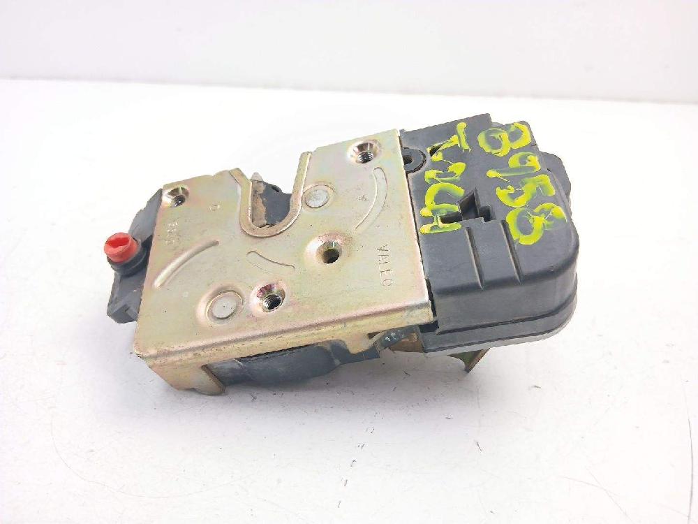 Cerradura puerta trasera derecha WJY (DW8B),WJZ (DW8) 913856 de Peugeot 306 (7b, n3, n5) 1994-2001 69 CV con 289874 km - pieza usada