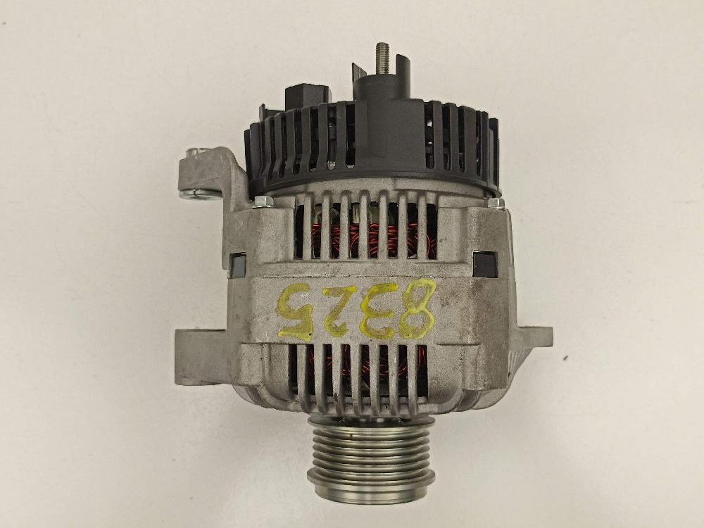 Alternador F8Q 620,F8Q 622,F8Q 624 7700436626 de Renault Megane i classic (la0/1_) 1997-2001 64 CV con 287493 km - pieza usada