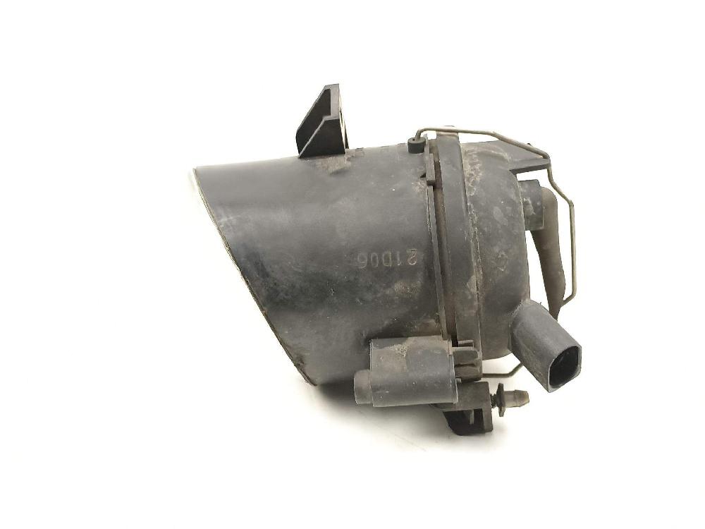 Faro antiniebla izquierdo BJB,BKC,BLS,BXE 5P0941699A de Seat Altea (5p1) 2004-2015 105 CV con 245755 km - pieza usada