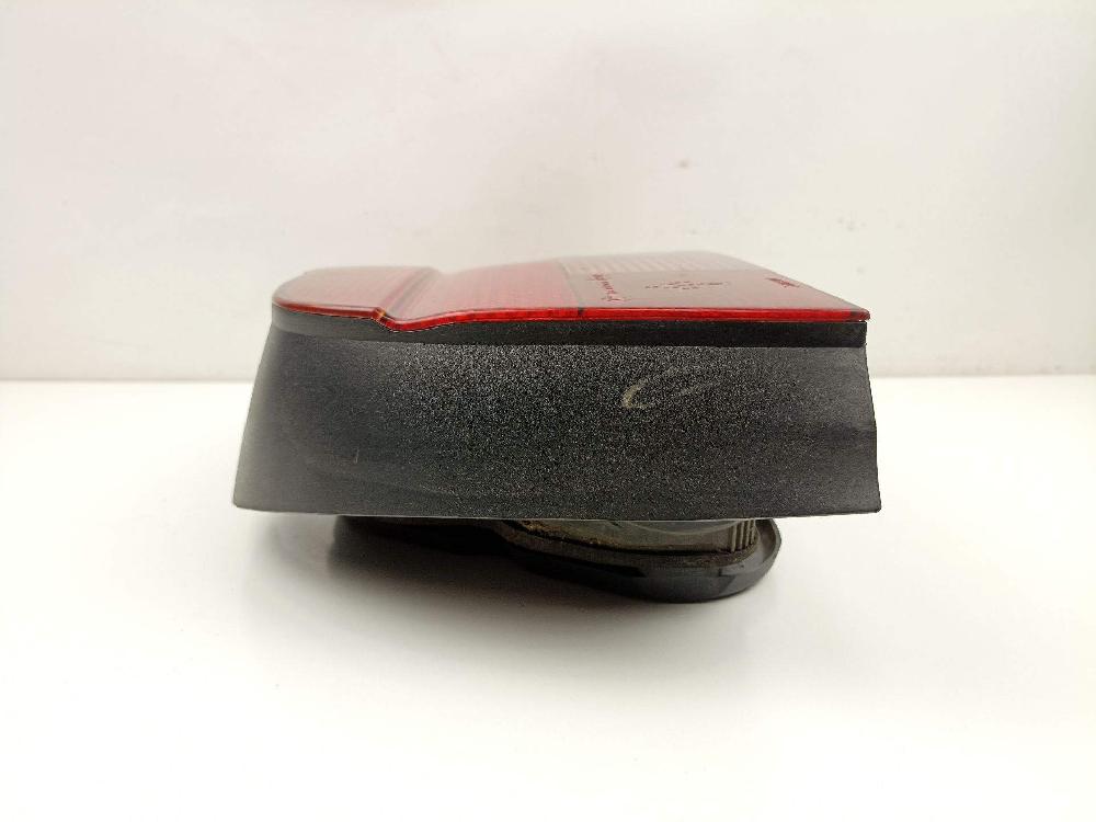 Pisca tras direito 204D1 63218363558 de Bmw 5 (e39) 2000-2003 136 CV con 302576 km - pieza usada