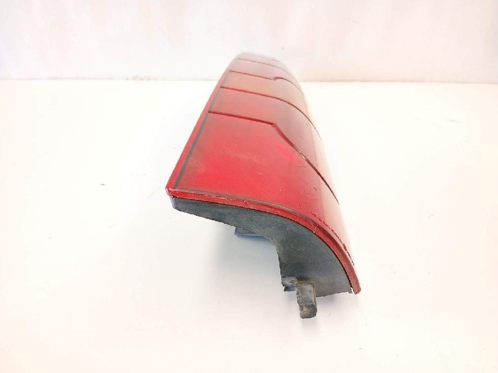 Pisca tras esquerdo K9K 700,K9K 702,K9K 704 8200150623 de Renault Kangoo express (fc0/1_) 2001-2026 65 CV con 360962 km - pieza usada