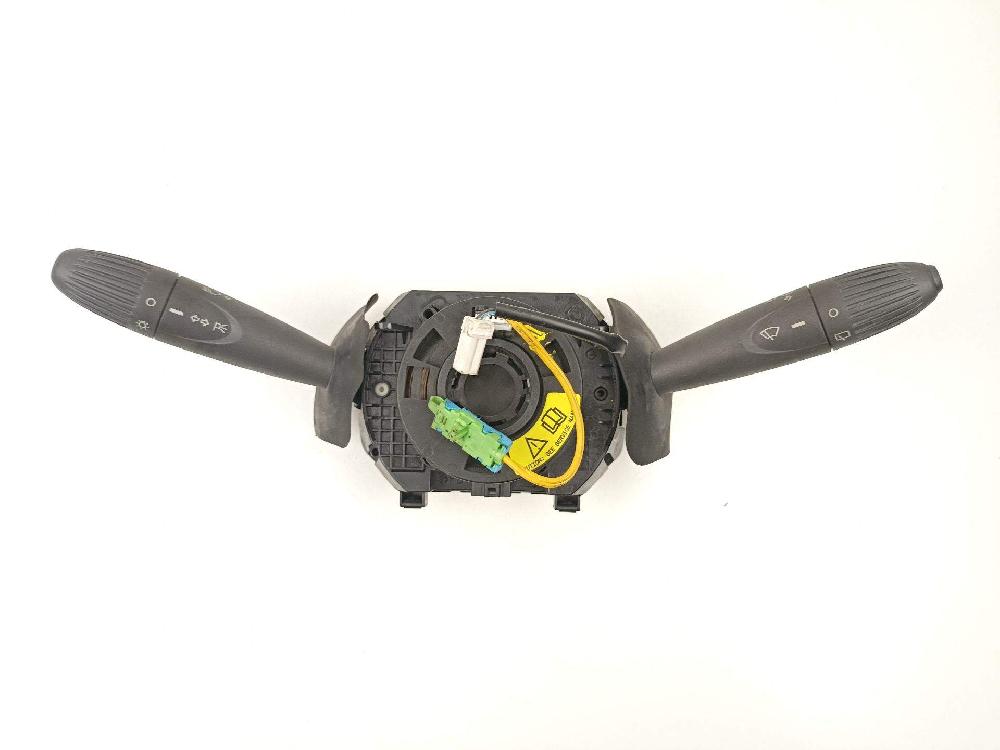 Commandes de clignotants et d’essuie-glaces 188 A4.000 735444632 de Fiat Panda / panda classic (169_) 2010-2013 60 CV con 148638 km - pieza usada