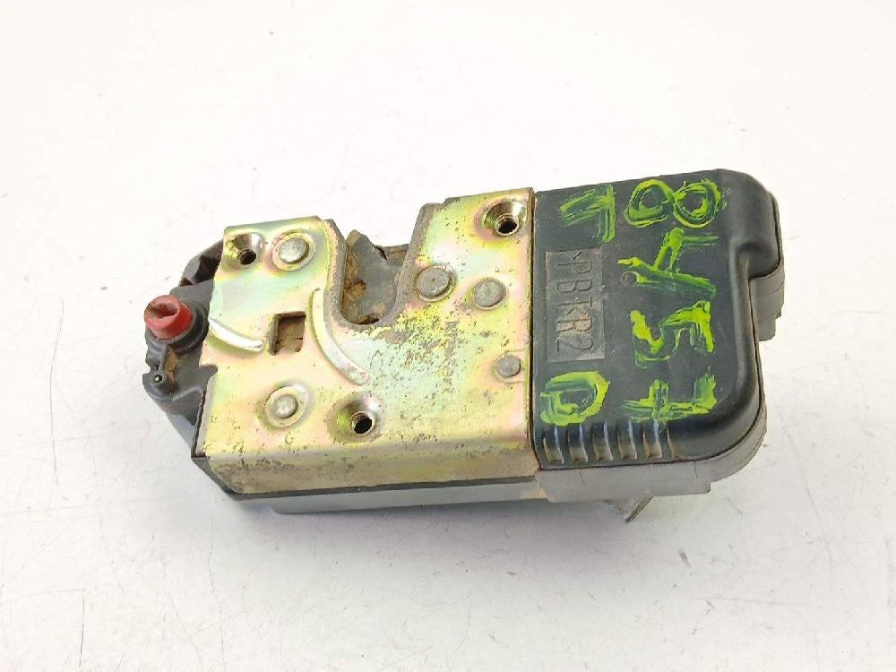 Cerradura puerta trasera derecha DHY (XUD9TE) 913856 de Peugeot 306 hatchback (7a, 7c, n3, n5) 1993-2003 90 CV con 401715 km - pieza usada