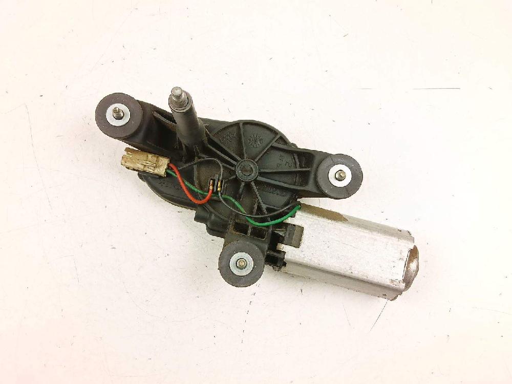 Motor limpia trasero 188 A7.000 46523867 de Fiat Punto (188_) 1999-2010 86 CV con 399999 km - pieza usada