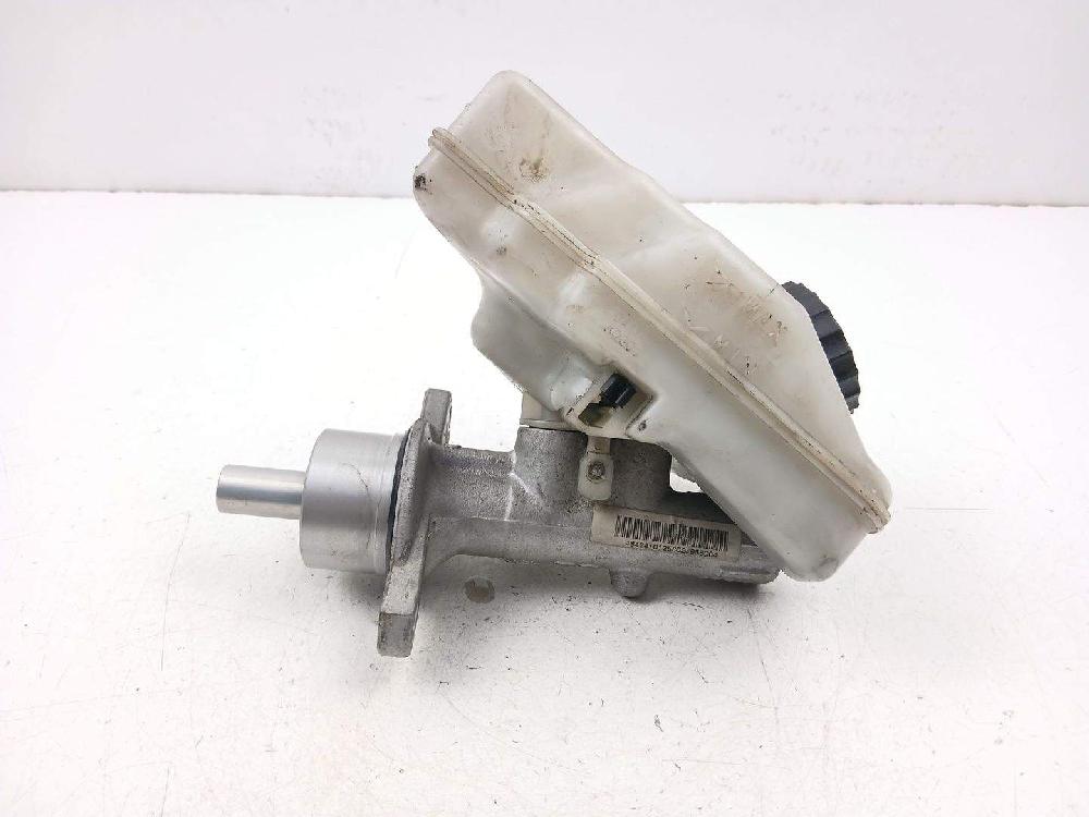 Bomba de freno Y 13 DT,Z 13 DT 93177770 de Opel Corsa c (x01) 2003-2009 70 CV con 376316 km - pieza usada