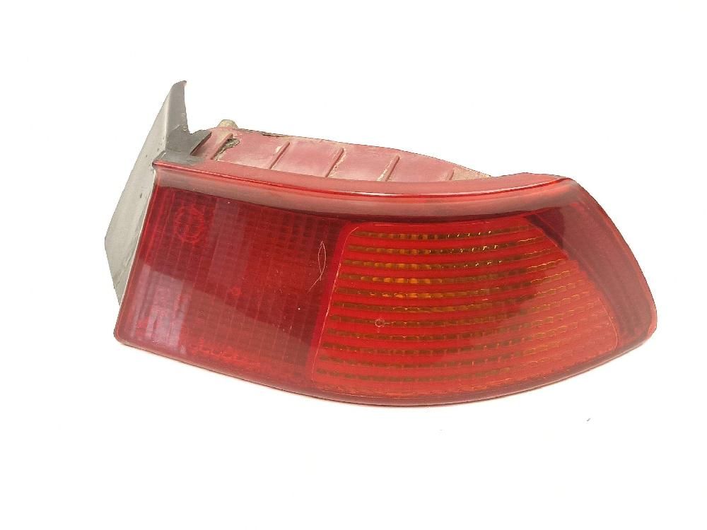 Rear lamp rh AR 33601,AR 67501 60579851 de Alfa romeo 145 (930_) 1994-1999 90 CV con 214312 km
