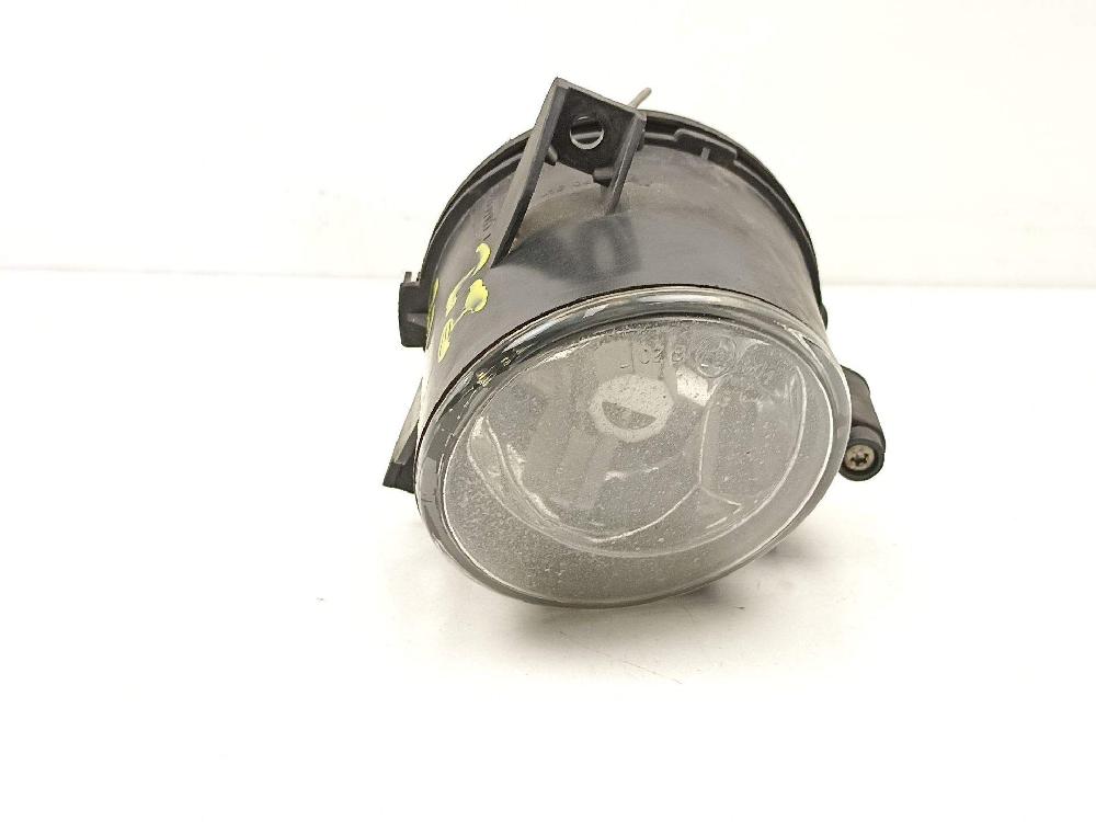 Faro antiniebla izquierdo BJB,BKC,BLS,BXE 5P0941699A de Seat Altea (5p1) 2004-2015 105 CV con 245755 km - pieza usada