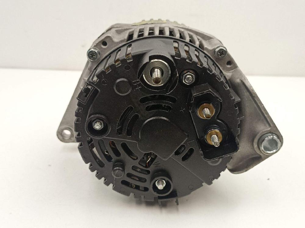 Alternador F8Q 620,F8Q 622,F8Q 624 7700436626 de Renault Megane i classic (la0/1_) 1997-2001 64 CV con 287493 km - pieza usada
