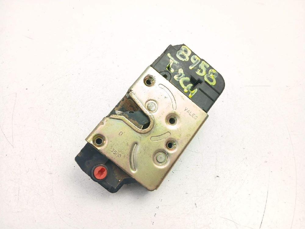 Cerradura puerta trasera derecha WJY (DW8B),WJZ (DW8) 913856 de Peugeot 306 (7b, n3, n5) 1994-2001 69 CV con 289874 km